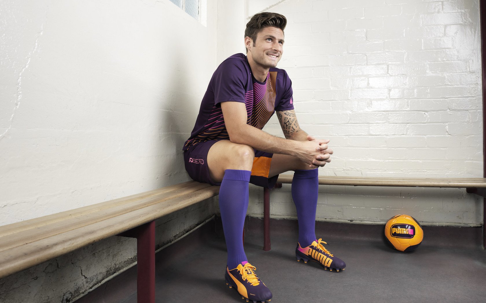 里昂夺胜迎接多特蒙德挑战,全力备战,里昂对蒙彼利埃