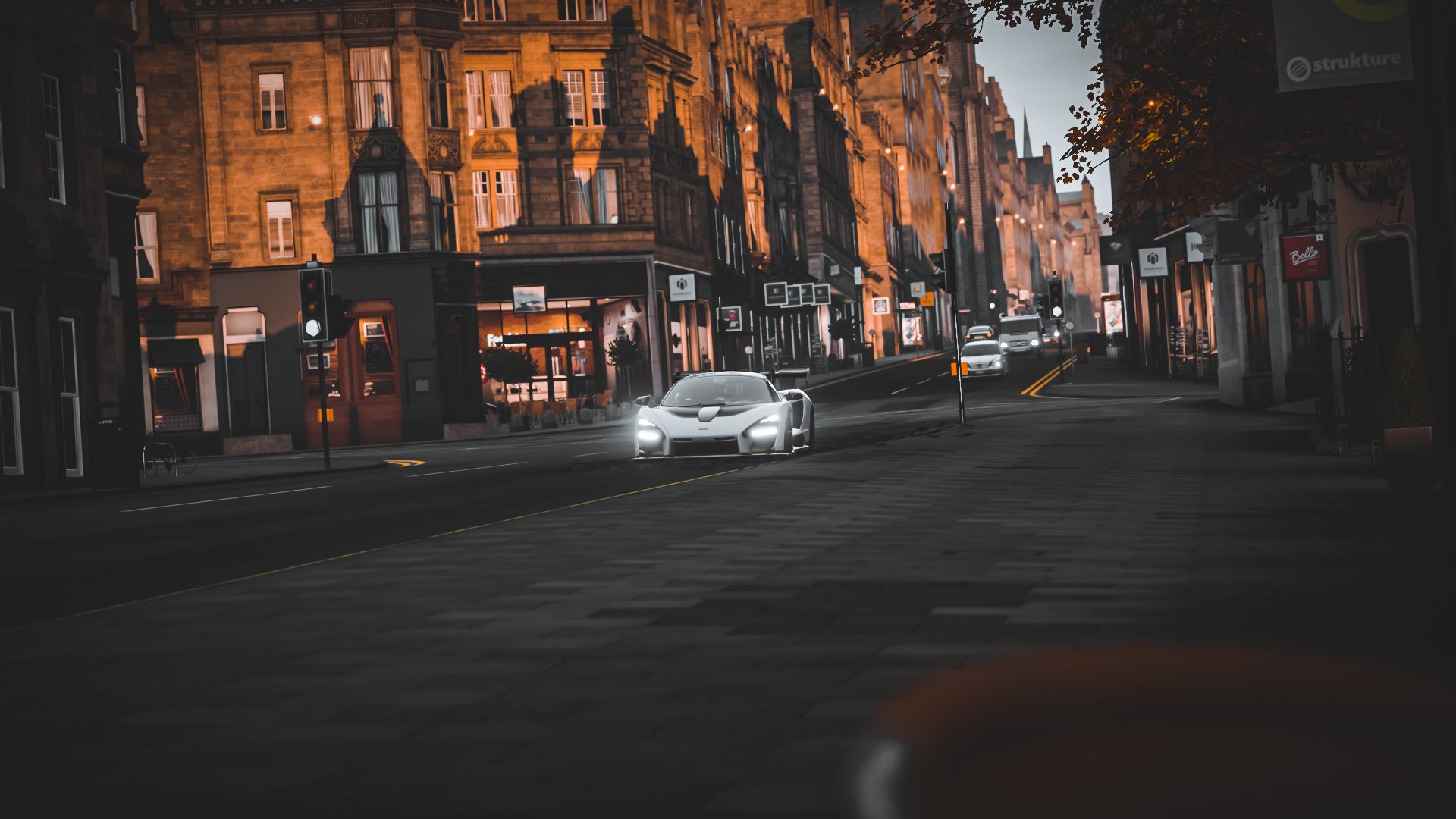 雄鹿压哨战胜尼克斯,东部决赛中字母哥末节爆发,雄鹿字母哥争冠