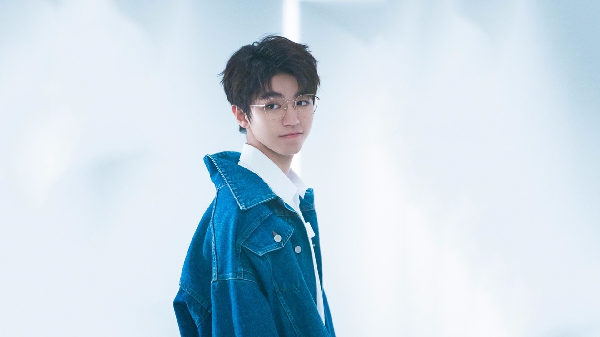 AYX体育官网-欧洲杯历史经典：让人热泪盈眶的瞬间回忆，欧洲杯 历史